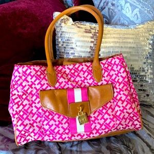 Tommy Hilfiger handbag